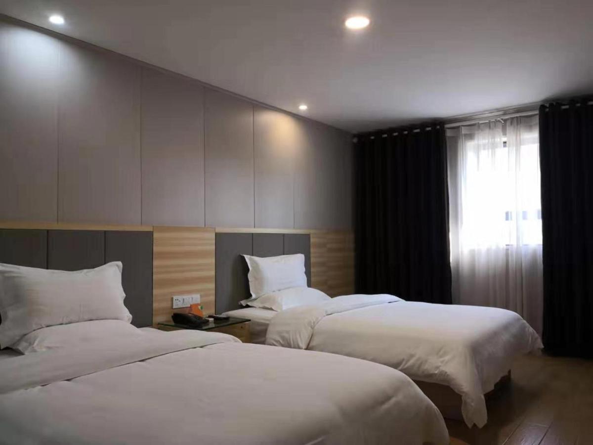 7Days Inn Changsha Yinpenling Ridge Aux Plaza Exterior photo